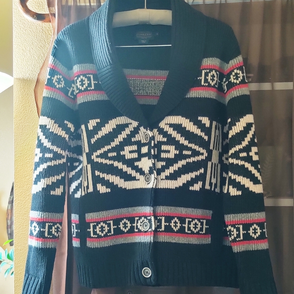 Pendleton Woolen Mills Women's Cardigan Size Medium Black White Red